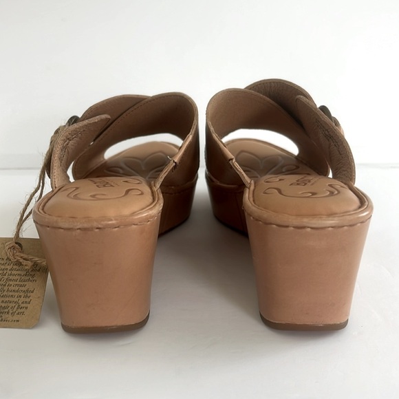 BORN Women’s Tan Wedge LEATHER Sandals Platform Summer Shoes Size 12 M - Picture 6 of 7